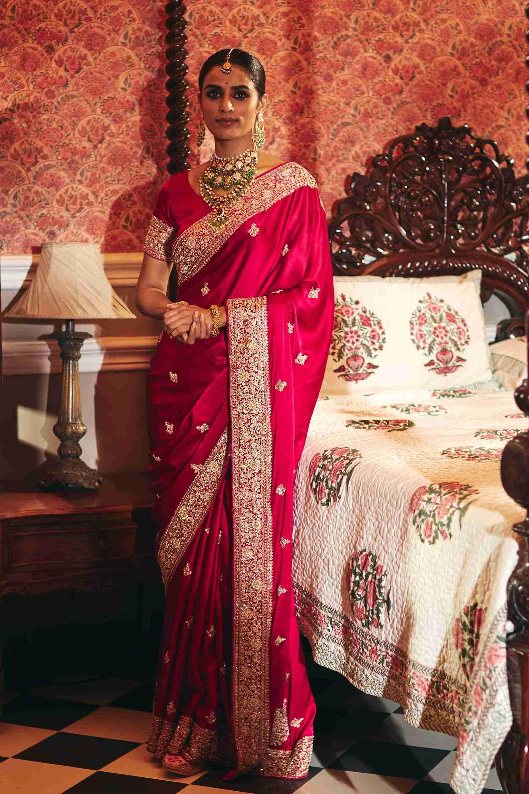 Pure Gajicrepe Saree With Hand Zardozi Buti Pattern - House of Surya