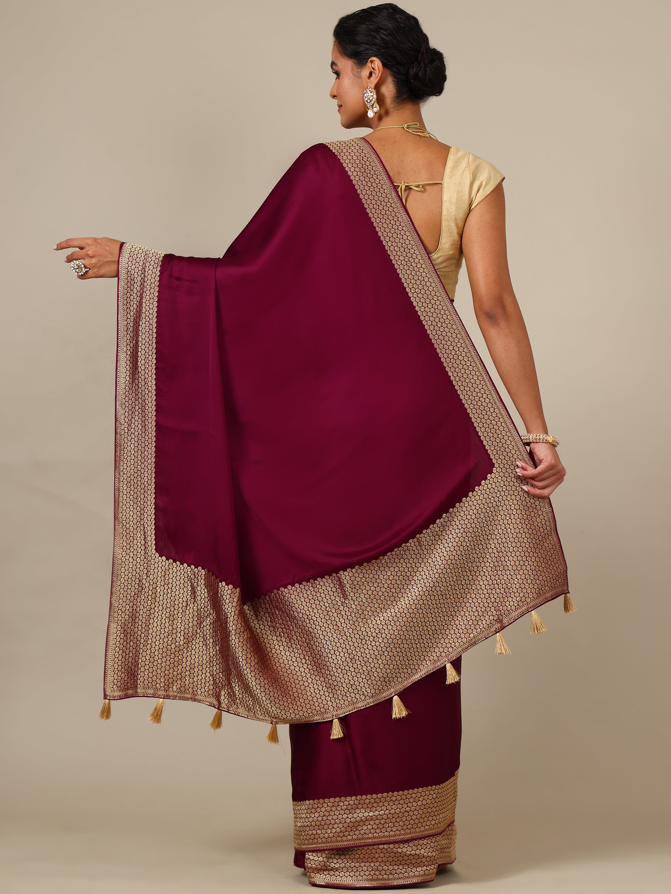 The Peach Silk Saree with Maroon Blouse – Satin Silk Weaving - House of Surya