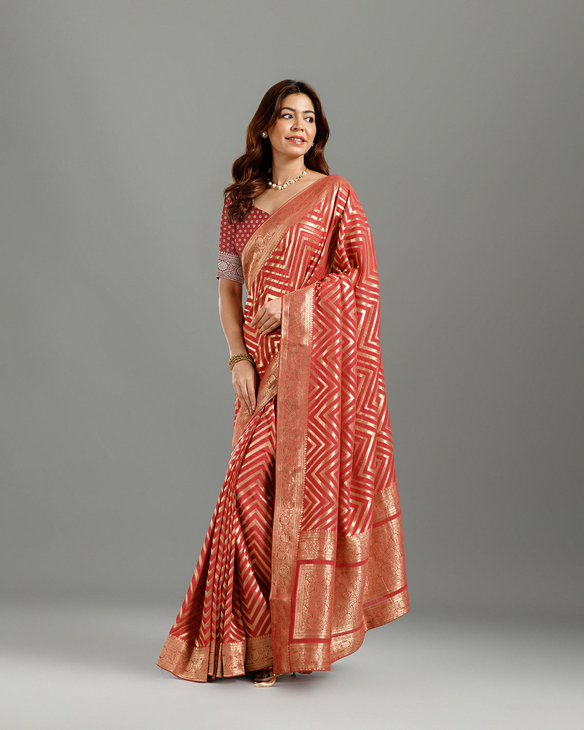 Premium Gajari Georgette Saree with Traditional Khaddi Zari Weaving Work - House of Surya