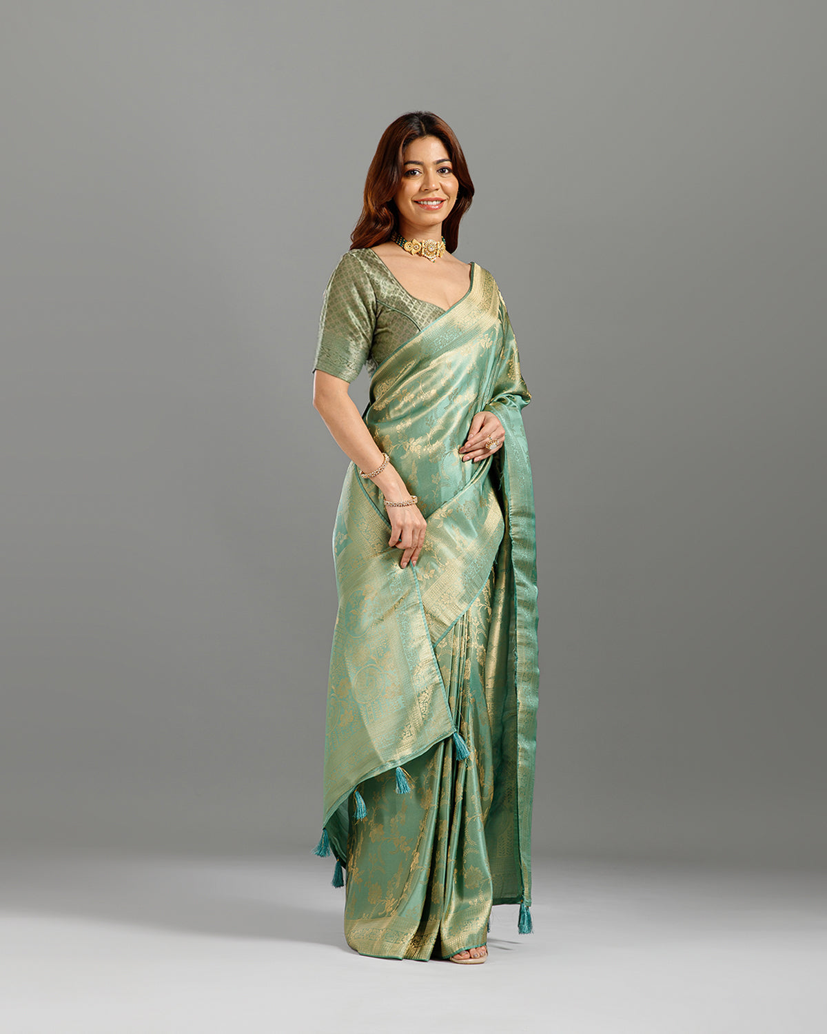 Green Dola Silk Saree with Elegant Zari Weave - House of Surya