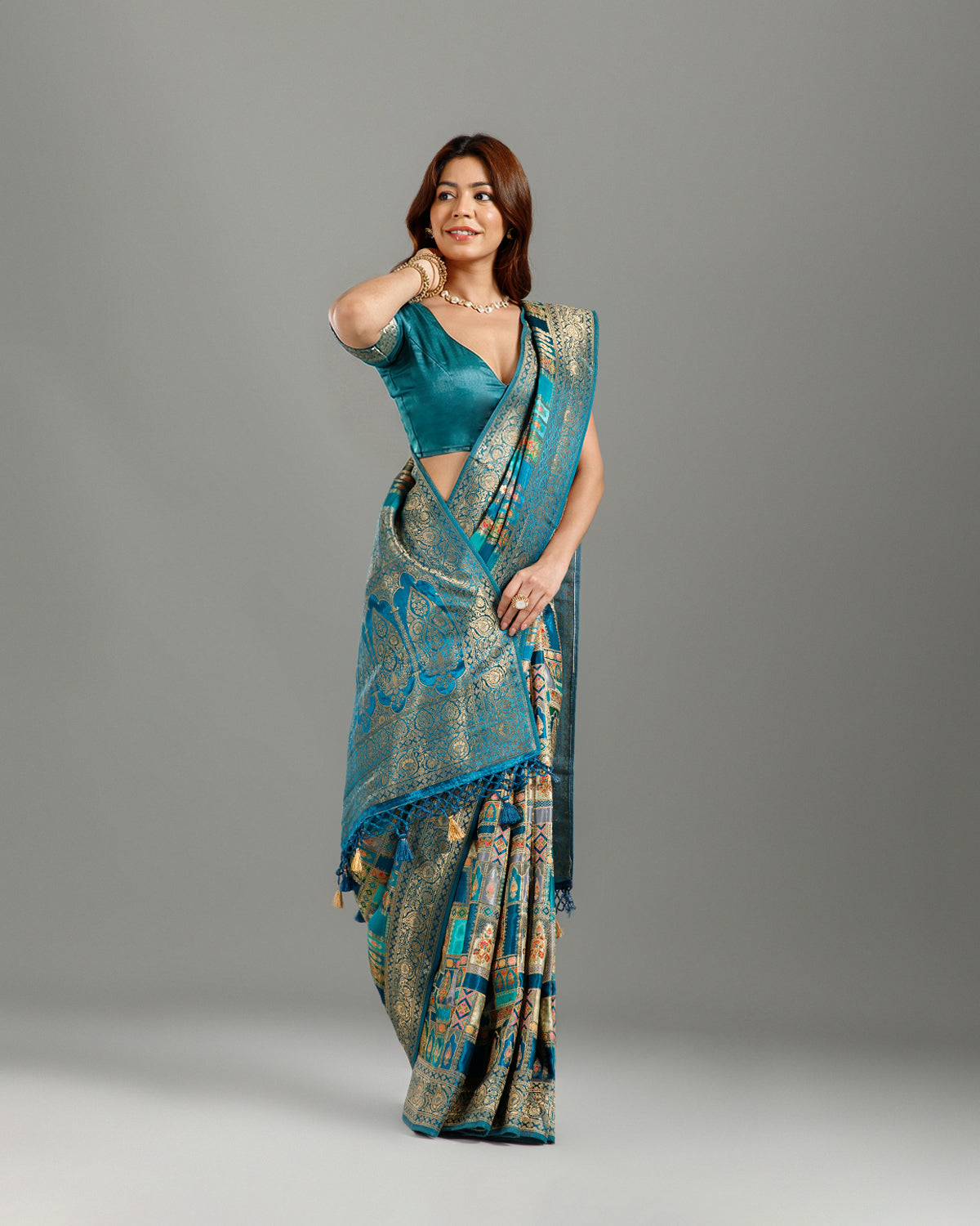 Blue Dola Silk Saree with Elegant Color Weaving - House of Surya