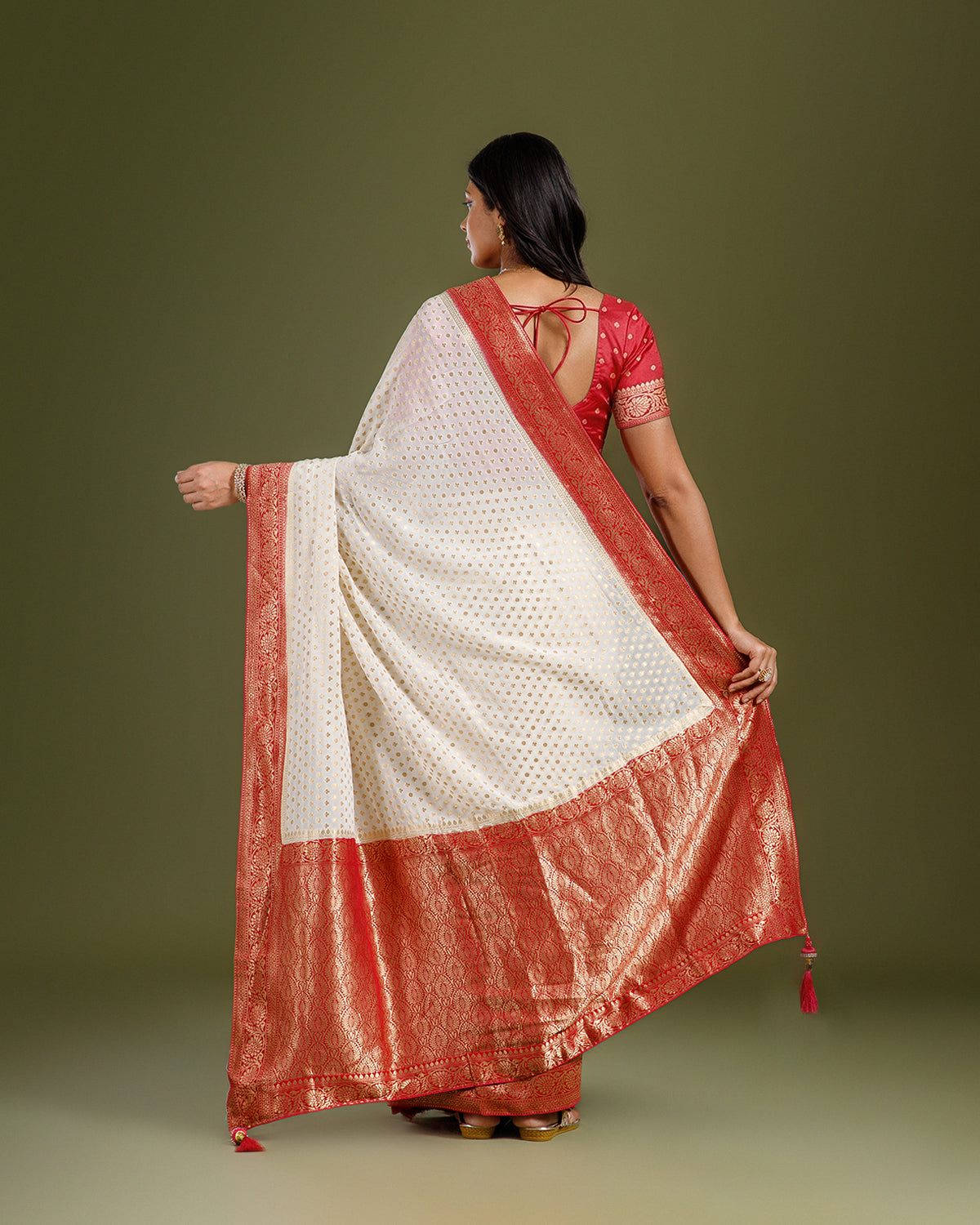 Elegant Ivory Saree in Georgette with Self Weaving Pattern - House of Surya