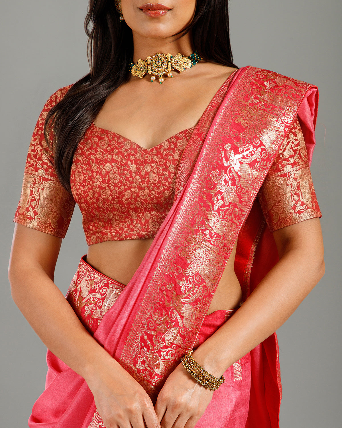 Gajari Dola Silk Saree with Palla & Border Weaving - House of Surya