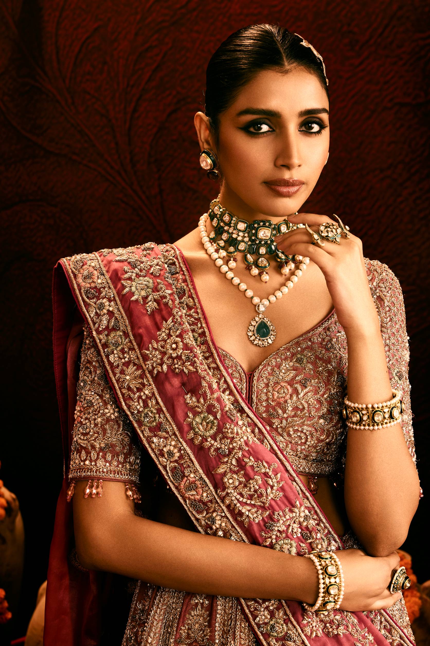 Tissue Ensemble With Zardozi Work – Antara