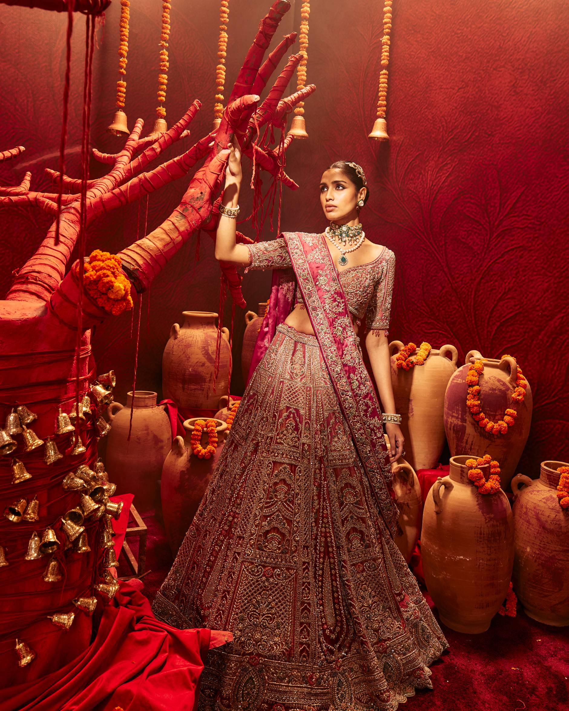 Tissue Ensemble With Zardozi Work – Antara