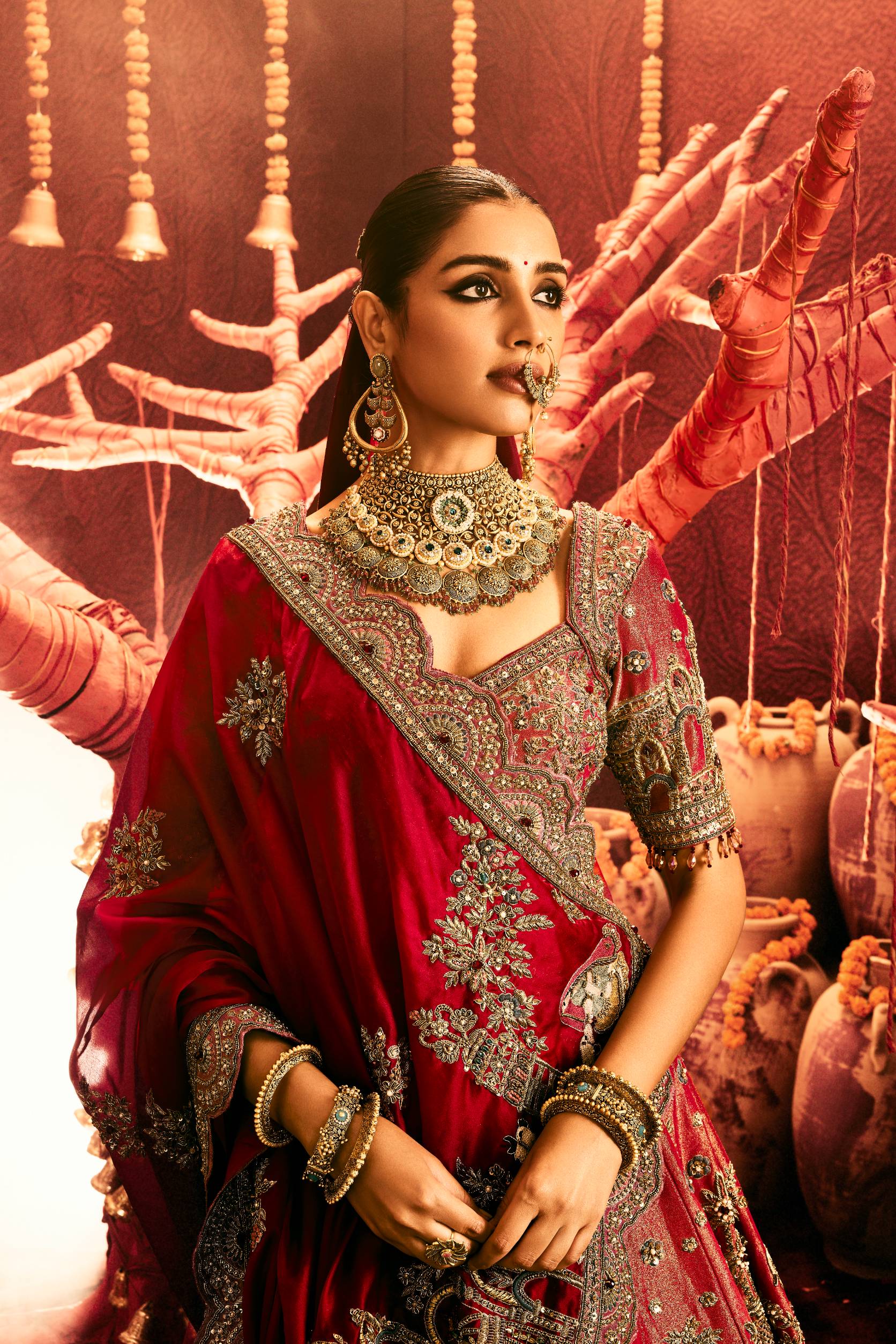 Ensemble With Zardozi Detailing – ANTARA